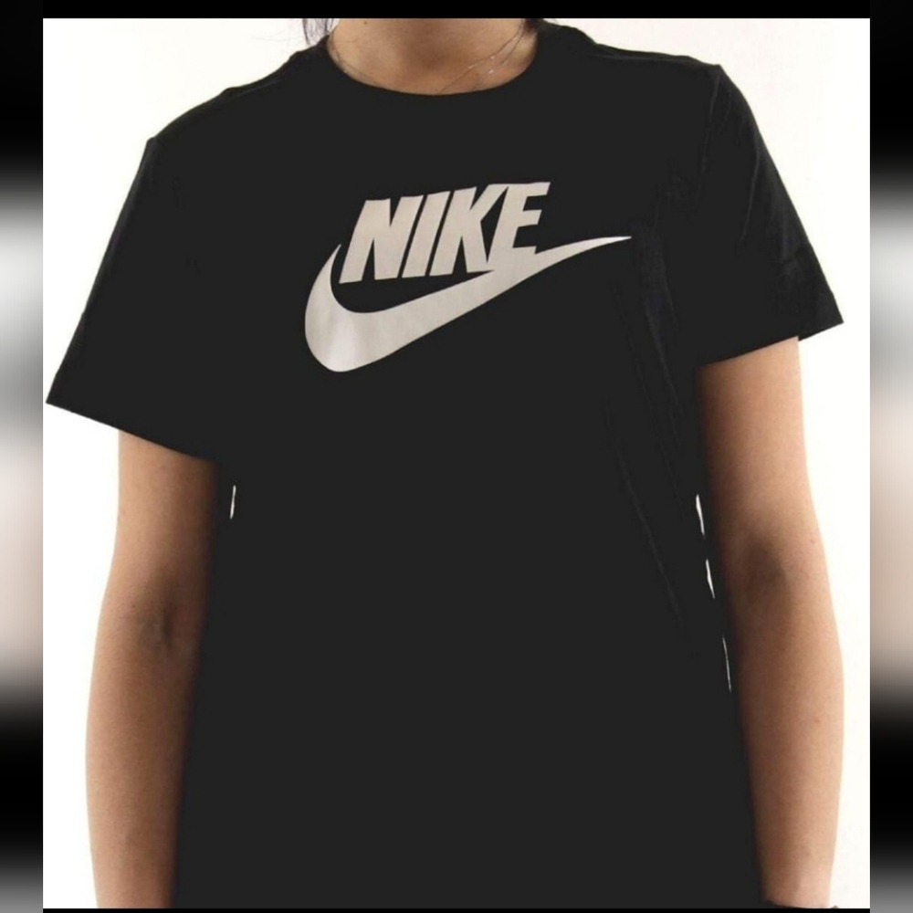 Nike Logo Cropped T-Shirt Womens Sz: 2X